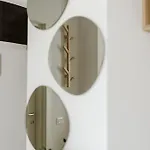Parliament Apartment *