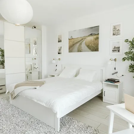 Apartament Parliament Bucureşti