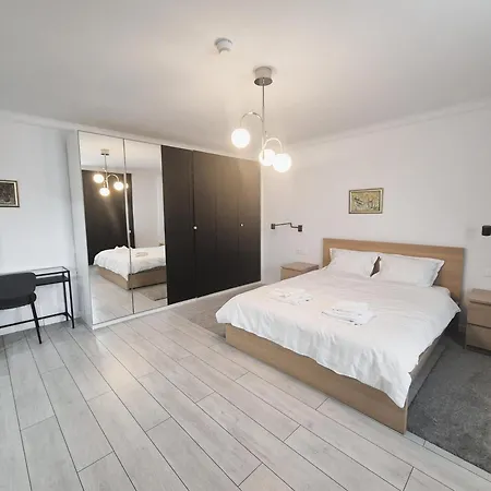 Parliament Apartment *